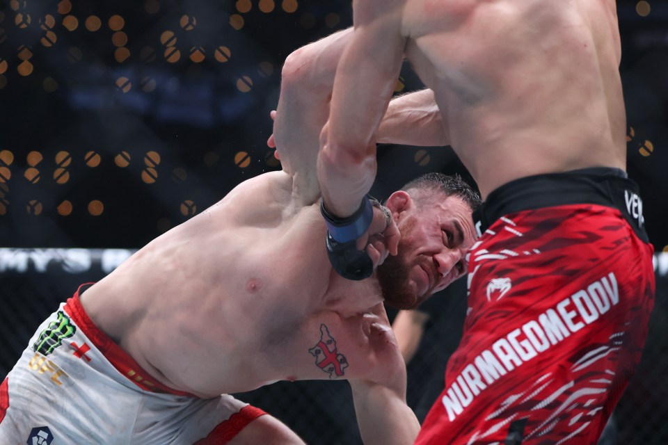 Dvalishvili utilised his incredible stamina to outpoint Nurmagomedov