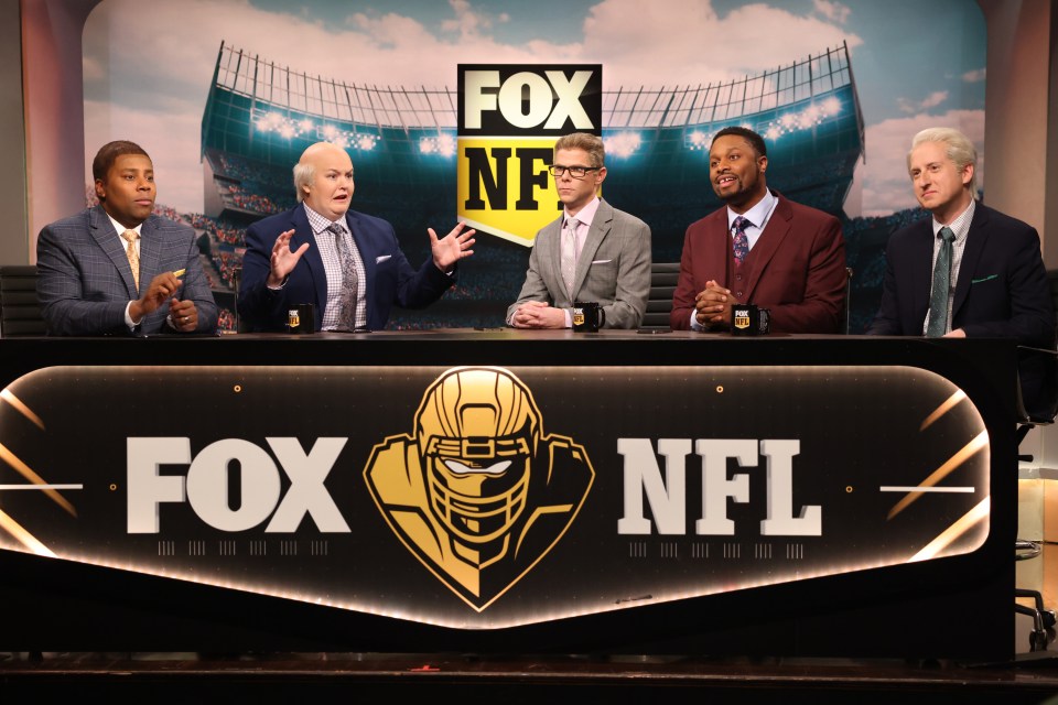 SNL cast members portraying Fox NFL Sunday analysts.