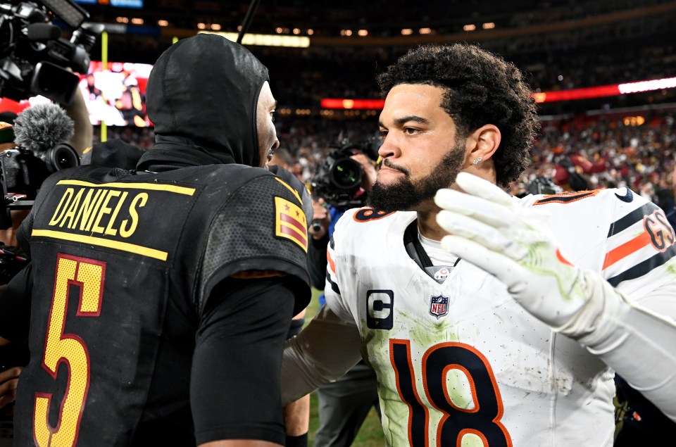 Last year's top two picks, Williams and Daniels, also decided against throwing at the combine