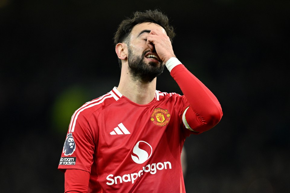 Bruno Fernandes of Manchester United looking dejected during a Premier League match.