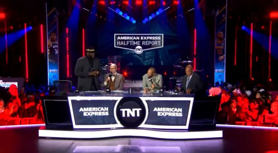 Shaquille O'Neal let it all out at the closing of the show
