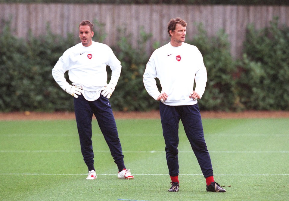 Lehmann was not friends with Almunia whilst they were teammates