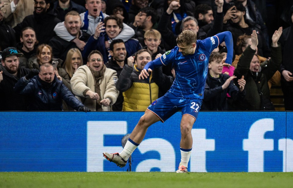 Dewsbury-Hall helped sent Chelsea into the quarter-finals