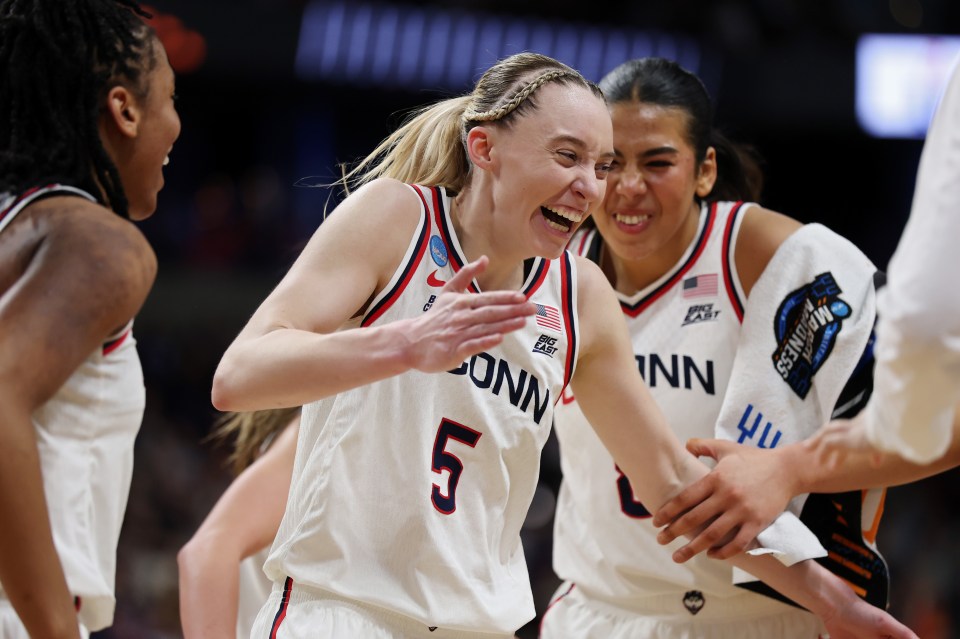 Fans have been left in no doubt that Bueckers will be the No. 1 overall WNBA Draft pick