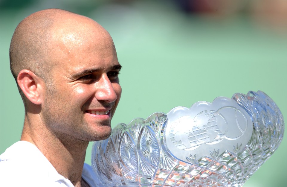 He beat the Swiss star to seal his fifth title at Key Biscayne