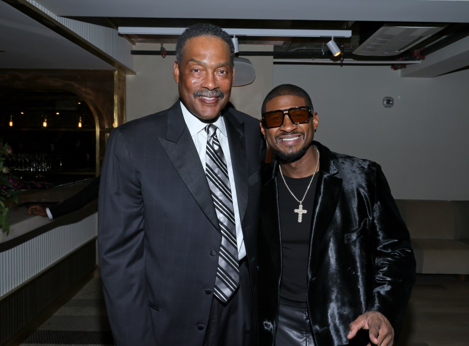 LOS ANGELES, CALIFORNIA - NOVEMBER 17: (L-R) Junior Bridgeman and Usher attend EBONY Power 100 Gala 2024 at Nya Studios on November 17, 2024 in Los Angeles, California.  (Photo by Arnold Turner/Getty Images for EBONY)