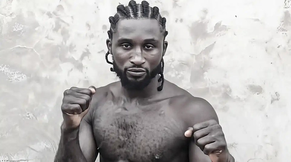Olanrewaju passed away on Friday after collapsing mid-way through a fight