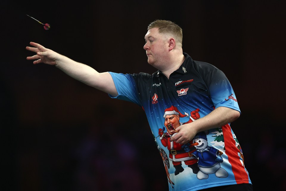 Evans lost to Robert Owen in the third round of the 2025 PDC World Championship