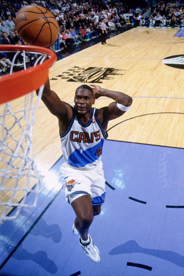 There are few players who could dunk like the former Cavs star