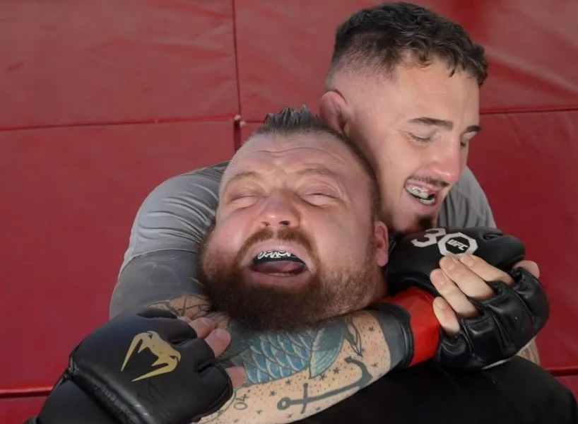 Hall has been preparing with UFC champion Aspinall for his next MMA fight