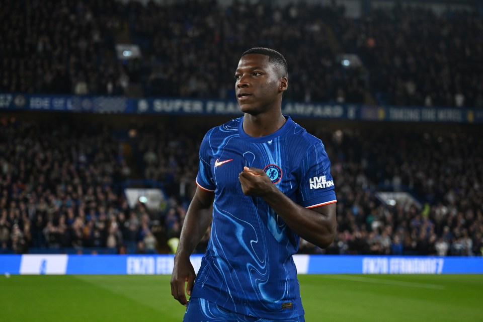 LONDON, ENGLAND - APRIL 03: Moises Caicedo of Chelsea looks on during the Premier League match between Chelsea FC and Tottenham Hotspur FC at Stamford Bridge on April 03, 2025 in London, England. (Photo by Darren Walsh/Chelsea FC via Getty Images)