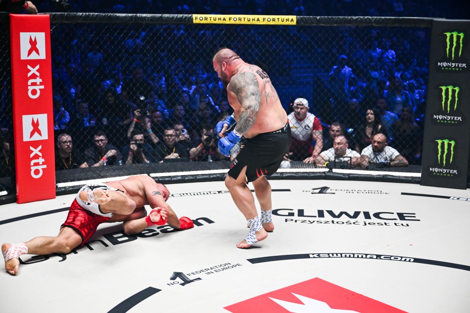 He knocked out the Pole on his MMA debut in April