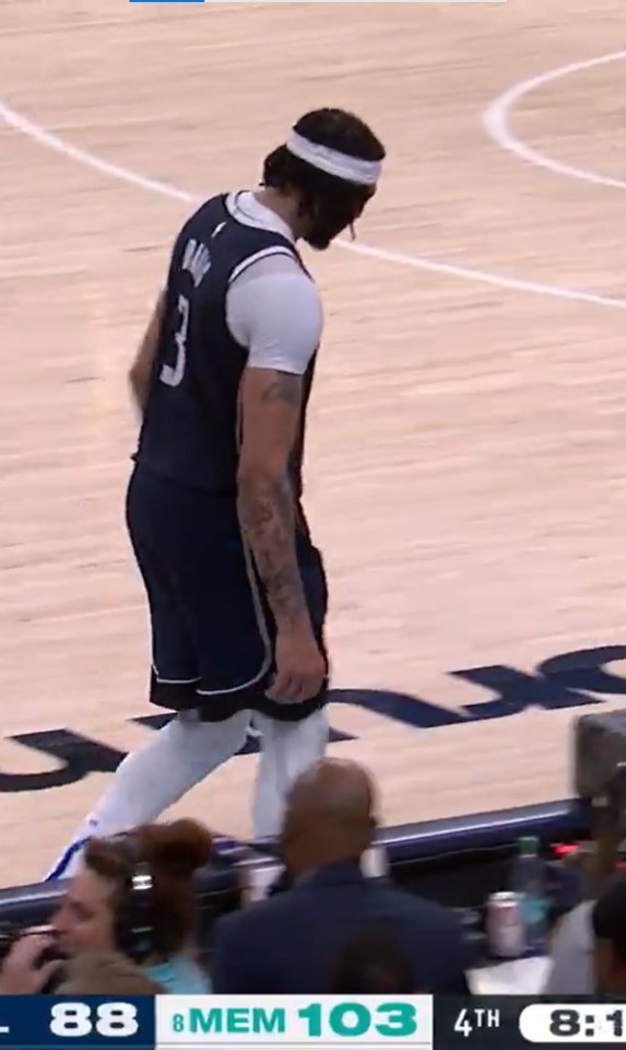 Davis limped off in the fourth quarter after airballing a 3