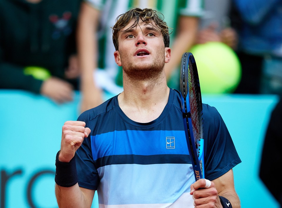 Draper is into the semi-finals of the Madrid Open after a straight sets victory
