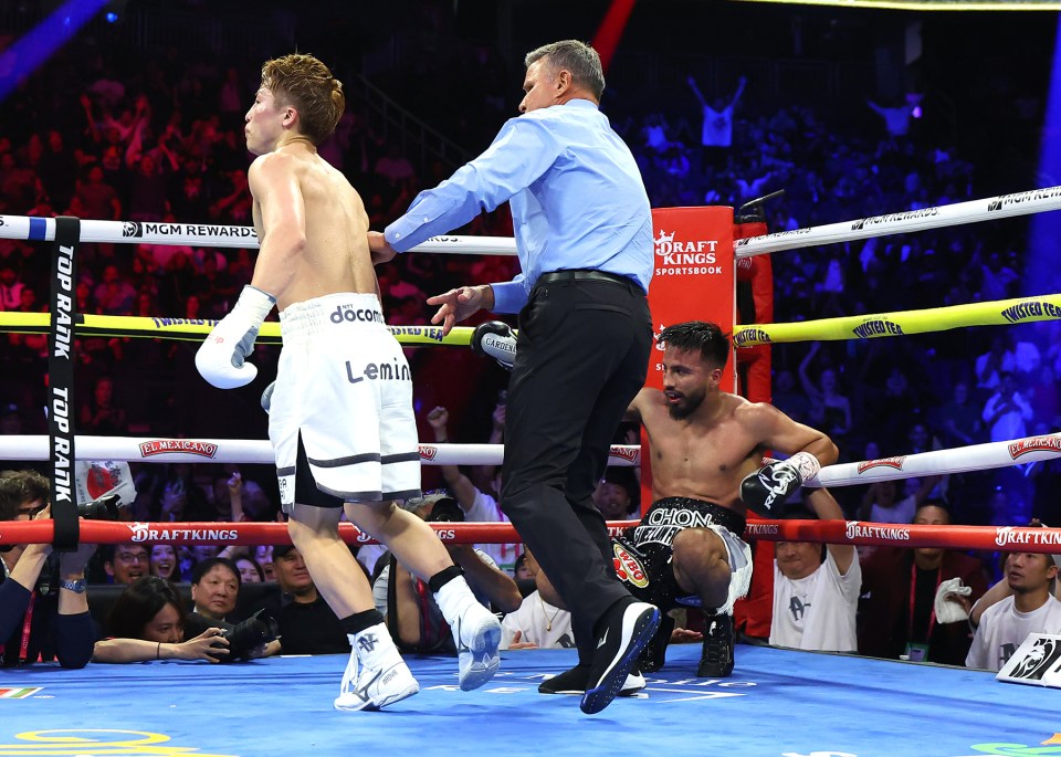 Inoue turned the tables on his rival and eventually got the stoppage he craved